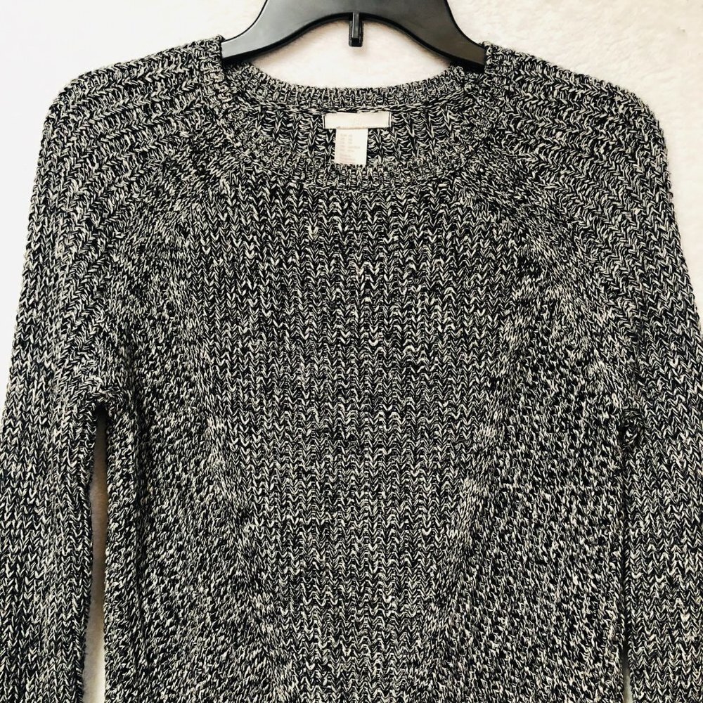 H&M Black & White Knit Long Sleeve Crewneck Sweater Size XS - Picture 2 of 9